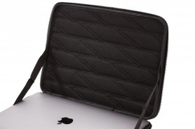 Thule Gauntlet MacBook Pro® Sleeve 16